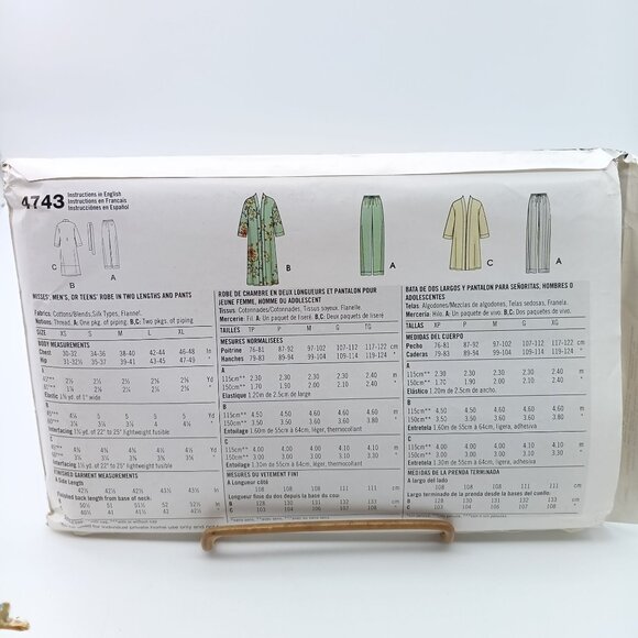 UNCUT Vintage Sewing PATTERN Simplicity 4743, Its So Easy 2004 Misses Mens Teen - Picture 2 of 2